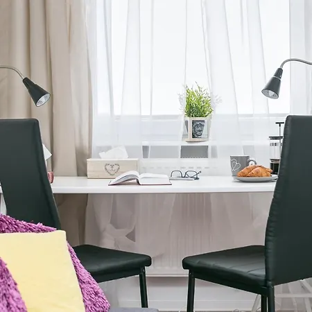 Cityrooms Ciolkowskiego Homestay *